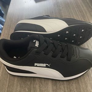 Brand New Girl Puma Sneakers. Size 1